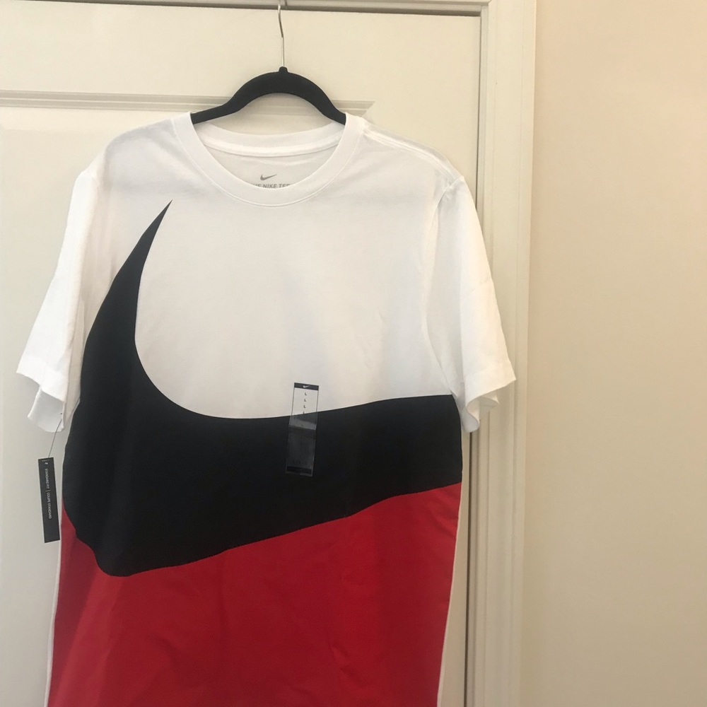 Nike T-shirt sz L